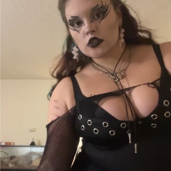 Meet your Posher, Cate - Picture 8 of 8